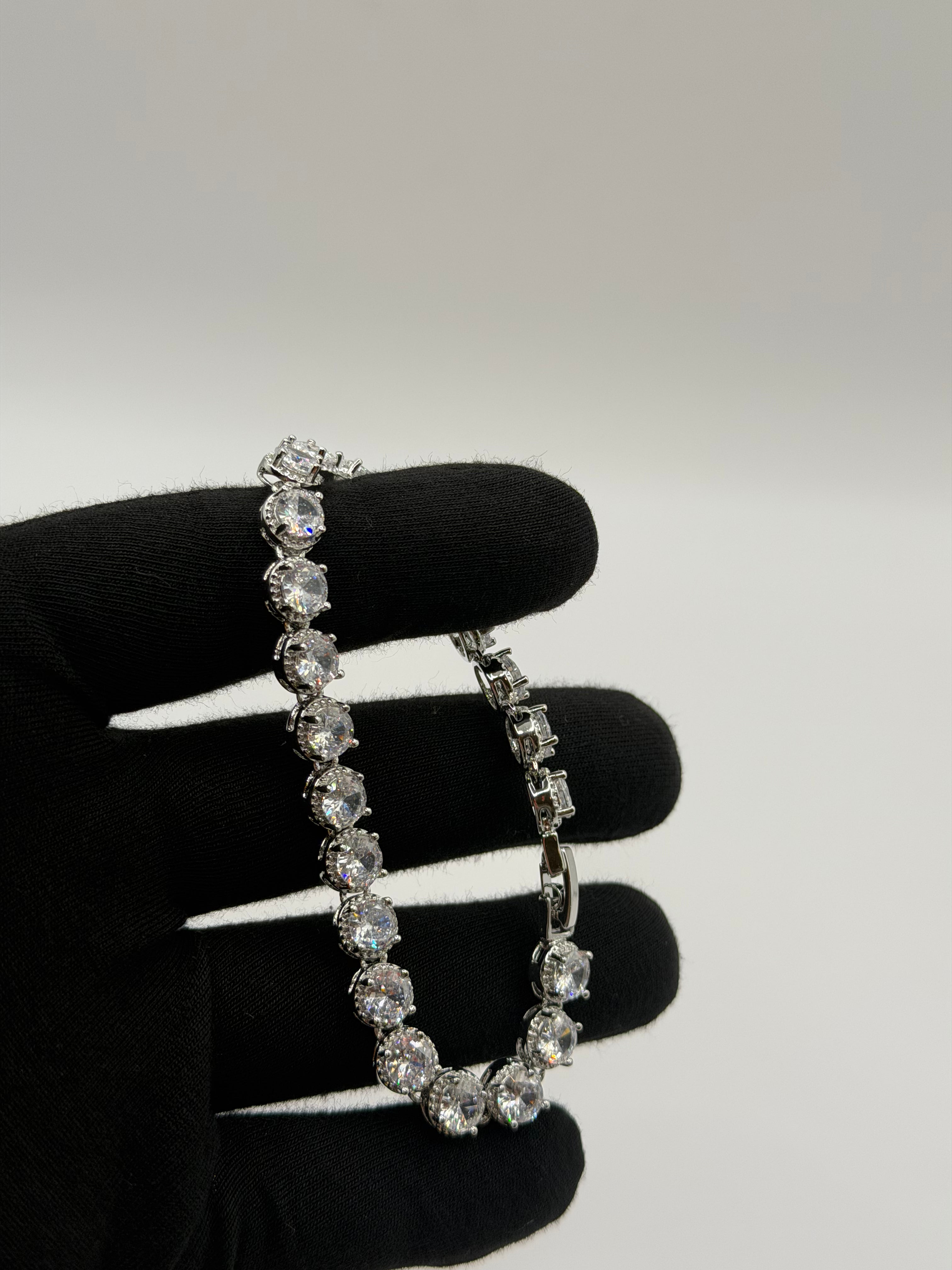 Halo Cluster Armband
