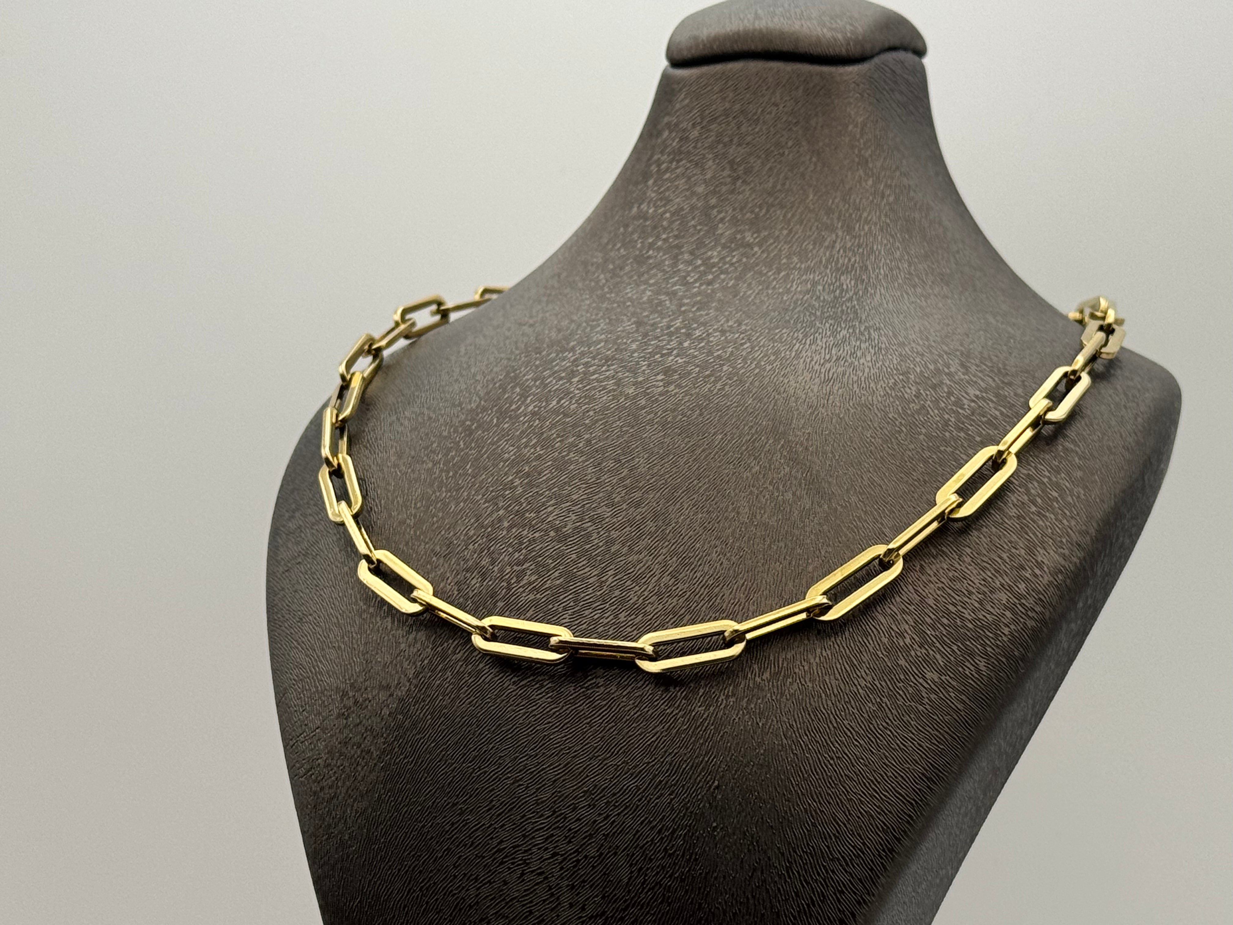 Paperclip chain gold