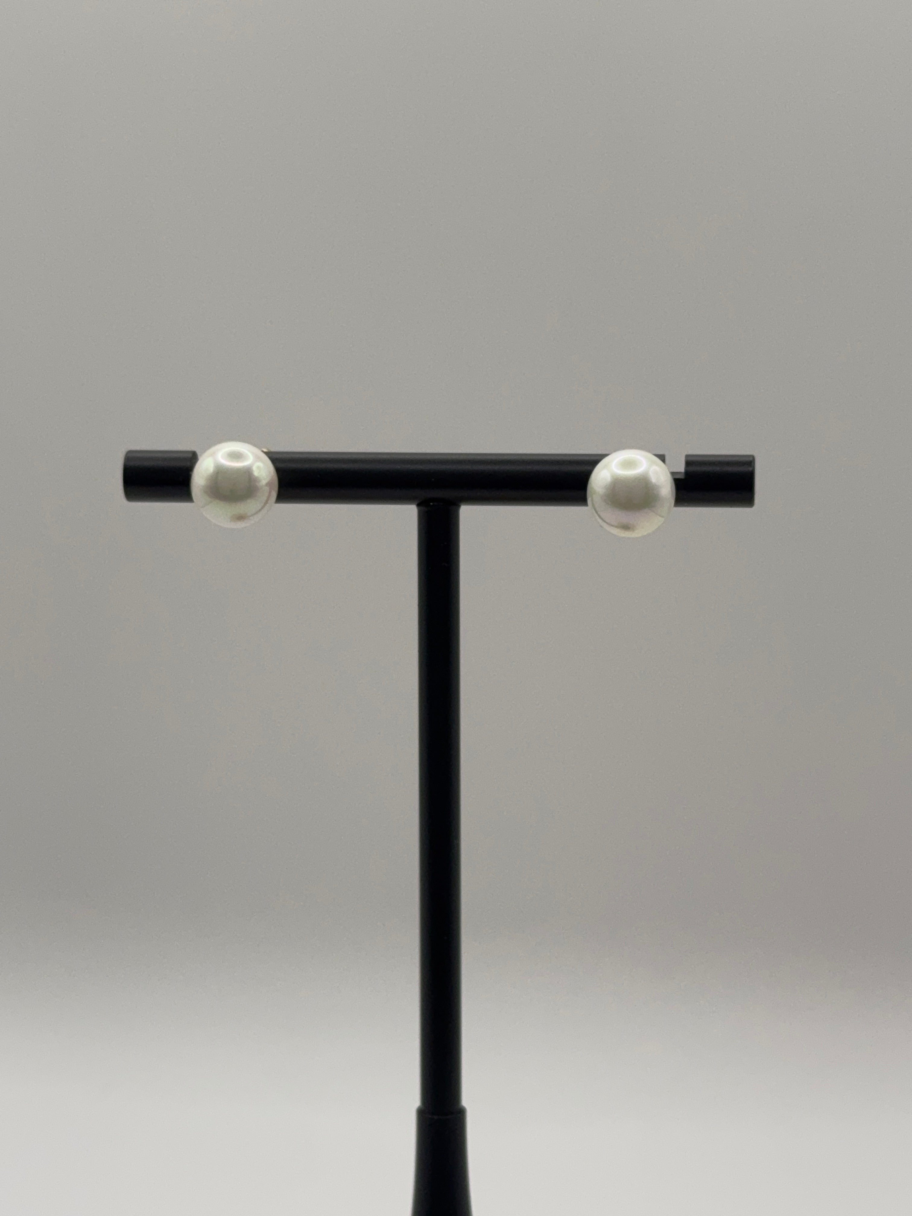 Classic Pearl Studs Goud
