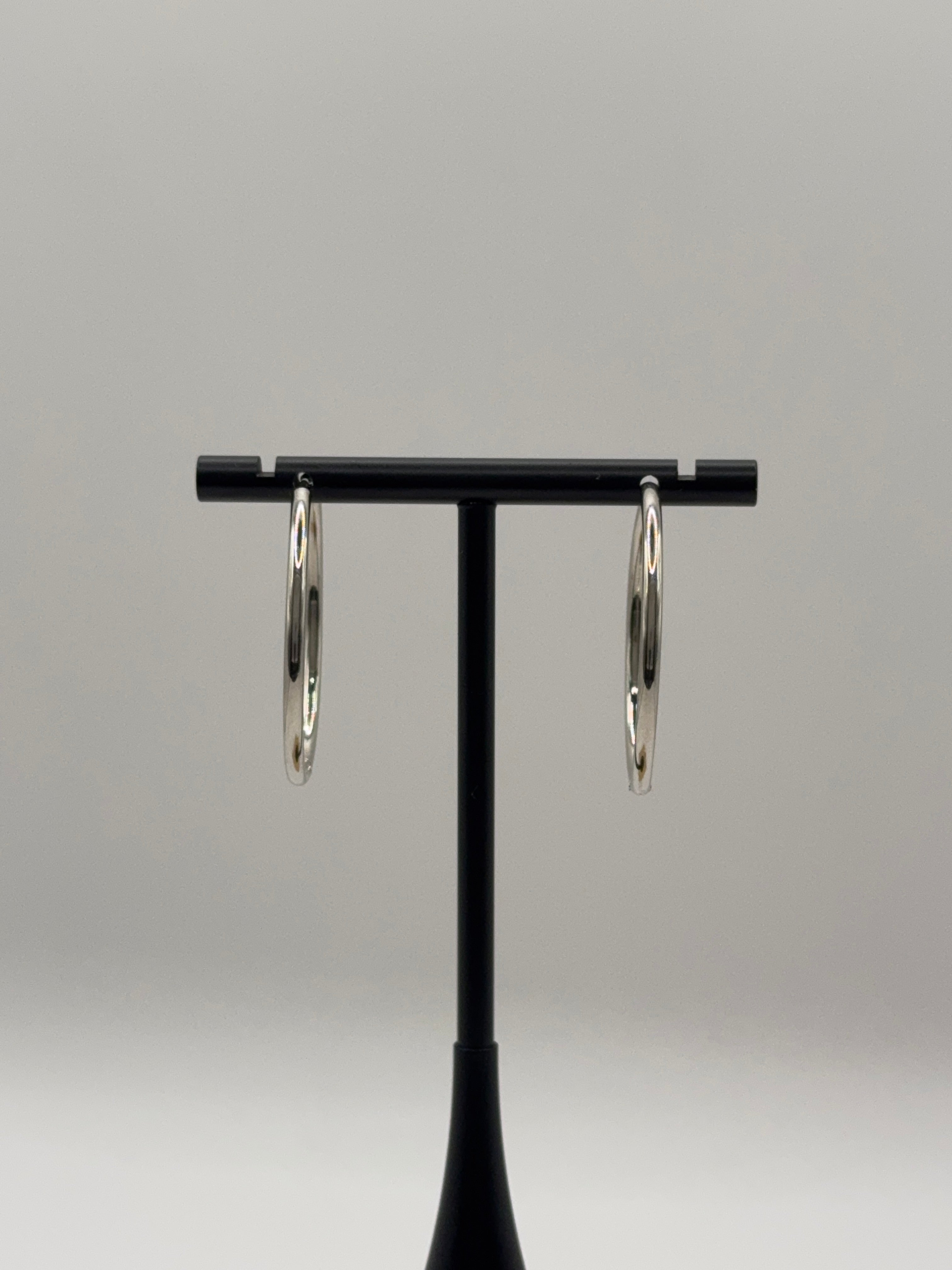 Pure Zilver Hoops